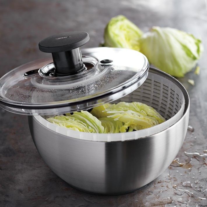 Electric salad spinner